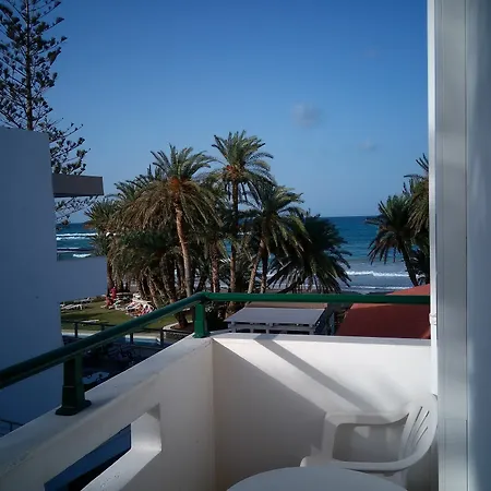 Ari Hotel 2*
