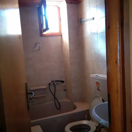 Hotel Ari